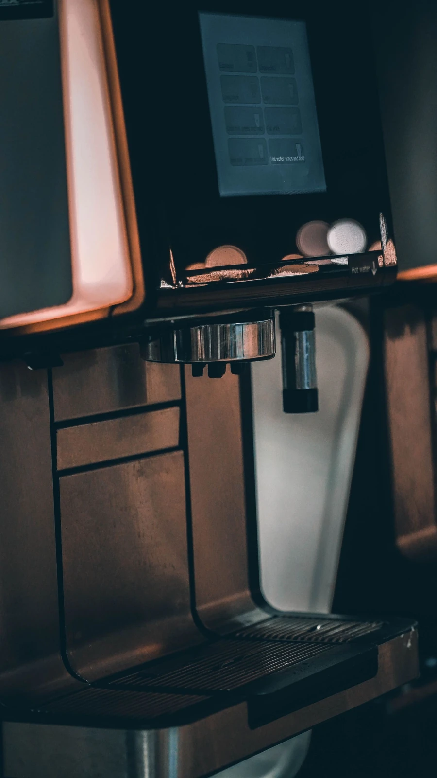 De'Longhi Rivelia LatteCrema coffee machine