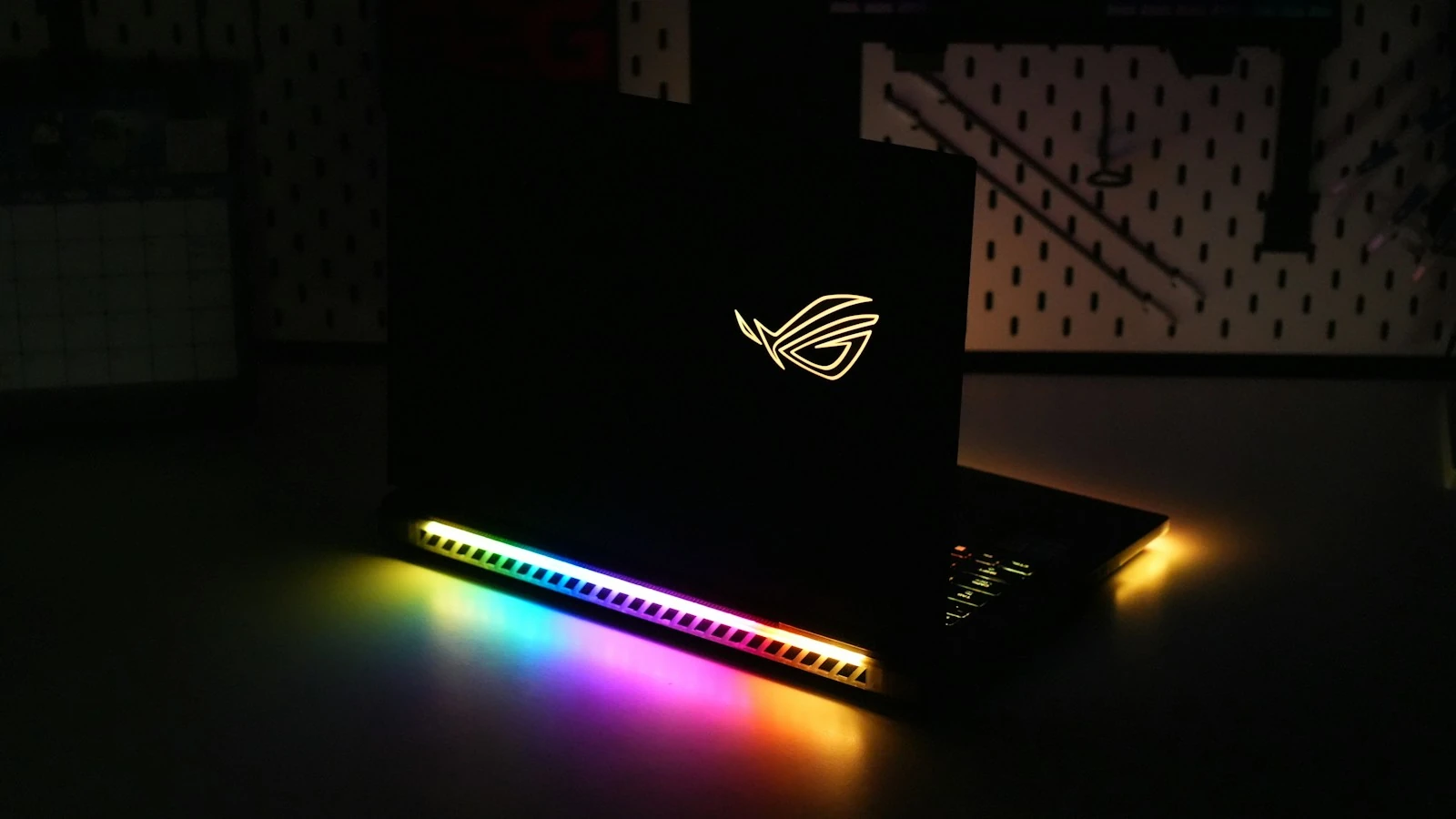 ASUS ROG Zephyrus G14 gaming laptop
