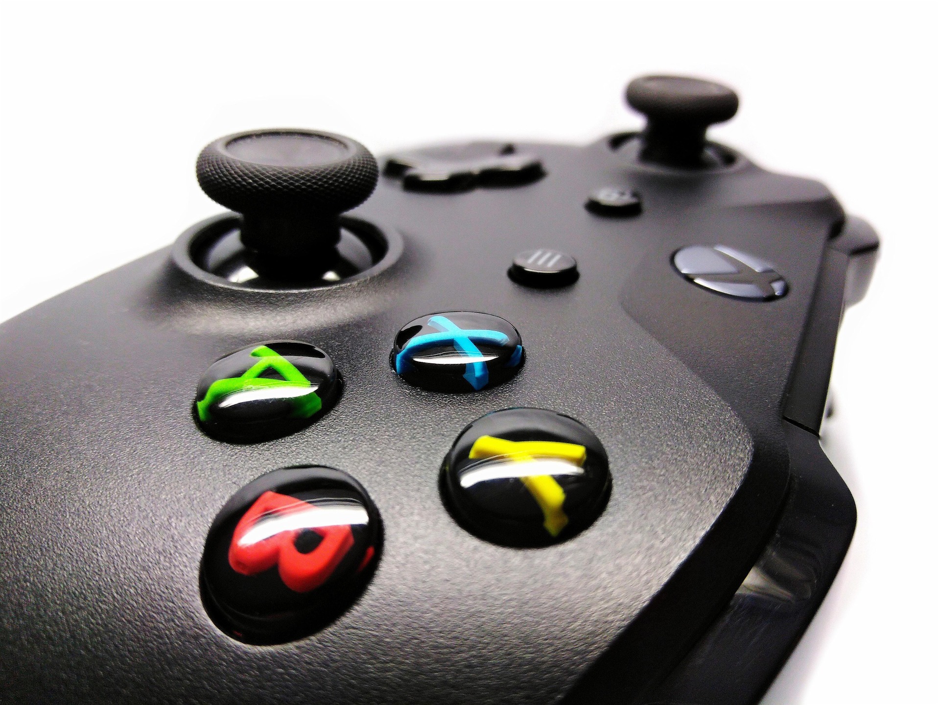 Gaming controller